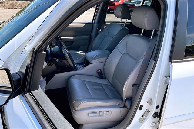 Used 2010 Honda Pilot EX-L image 16