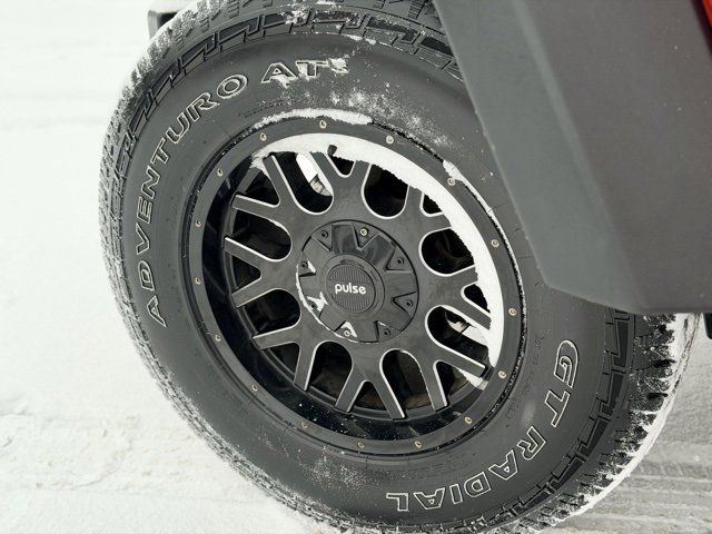 Used 2009 Jeep Wrangler X image 18