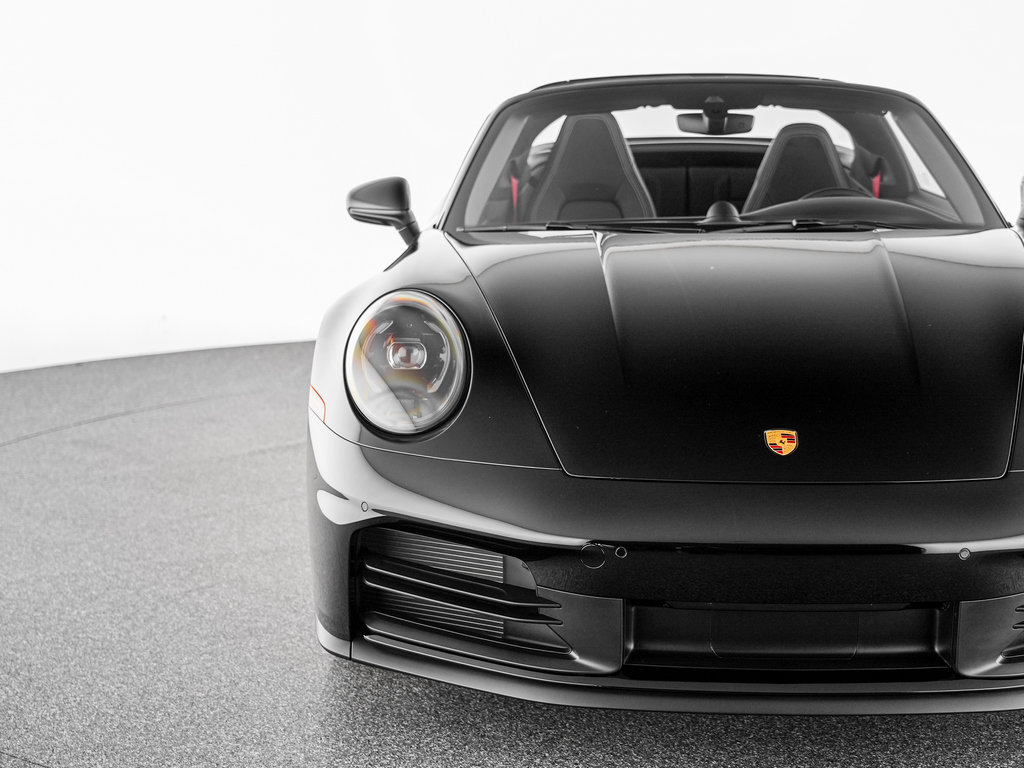 Used 2026 Porsche 911 Targa 4S w/ Sport Chrono Package AWD/4WD image 38