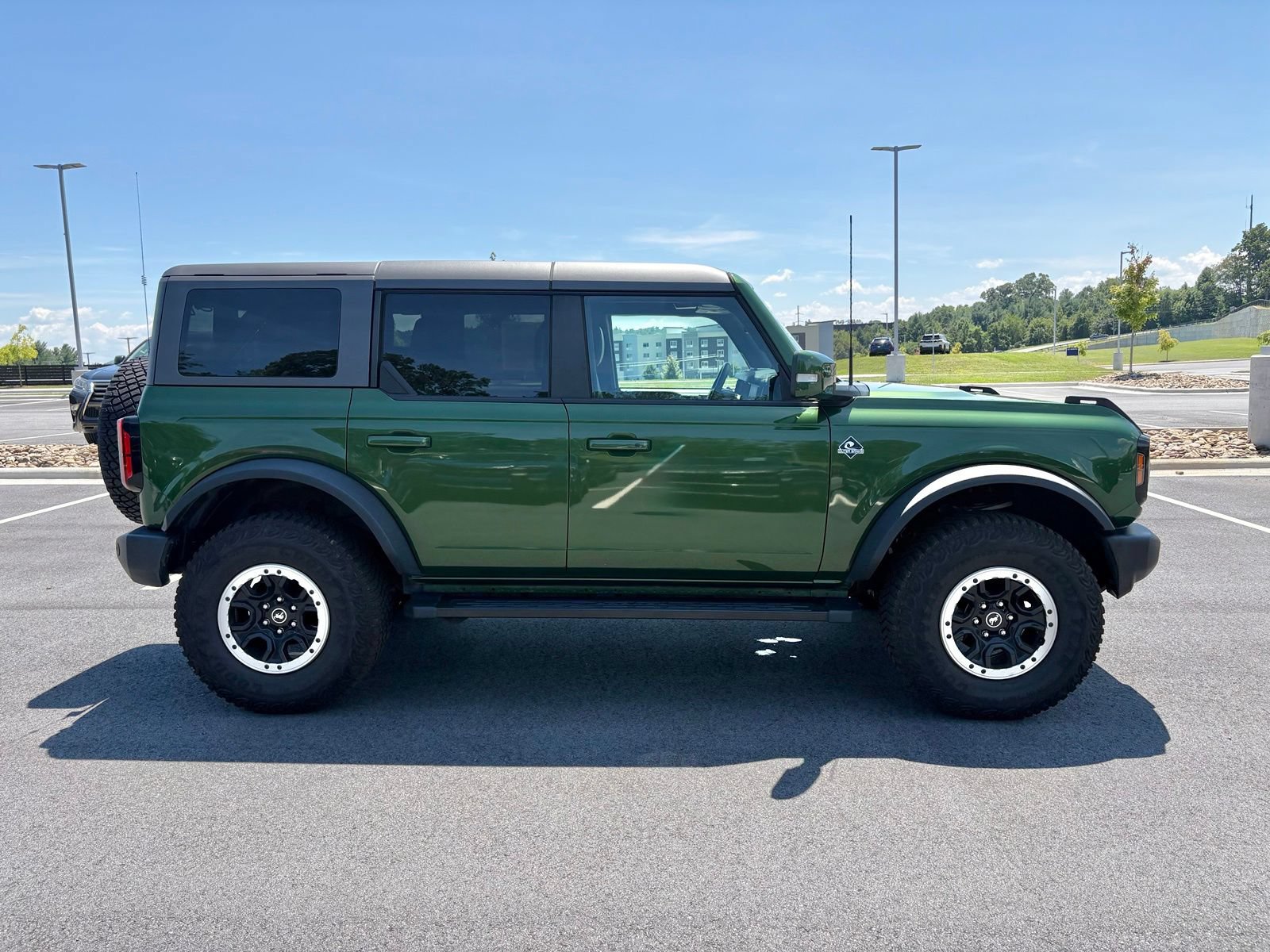 Used 2024 Ford Bronco Outer Banks w/ Sasquatch Package AWD/4WD image 6