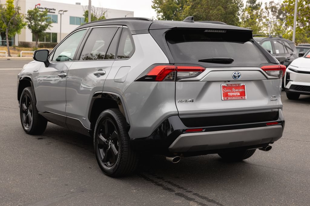 Certified 2020 Toyota RAV4 XSE w/ XSE Grade Weather Package AWD/4WD image 7