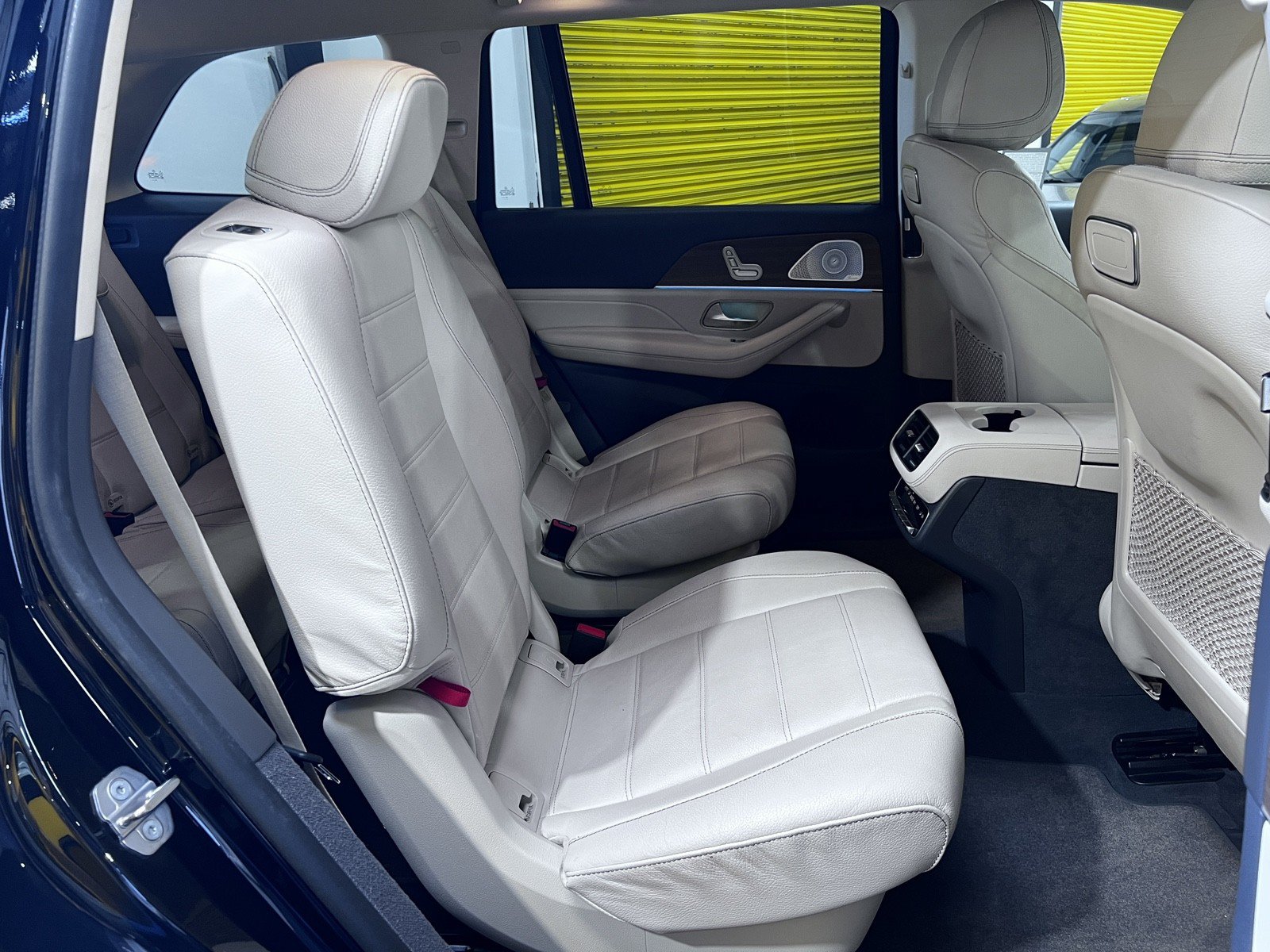 Used 2020 Mercedes-Benz GLS 450 4MATIC image 18