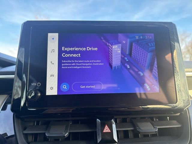 Used 2025 Toyota Corolla LE image 31