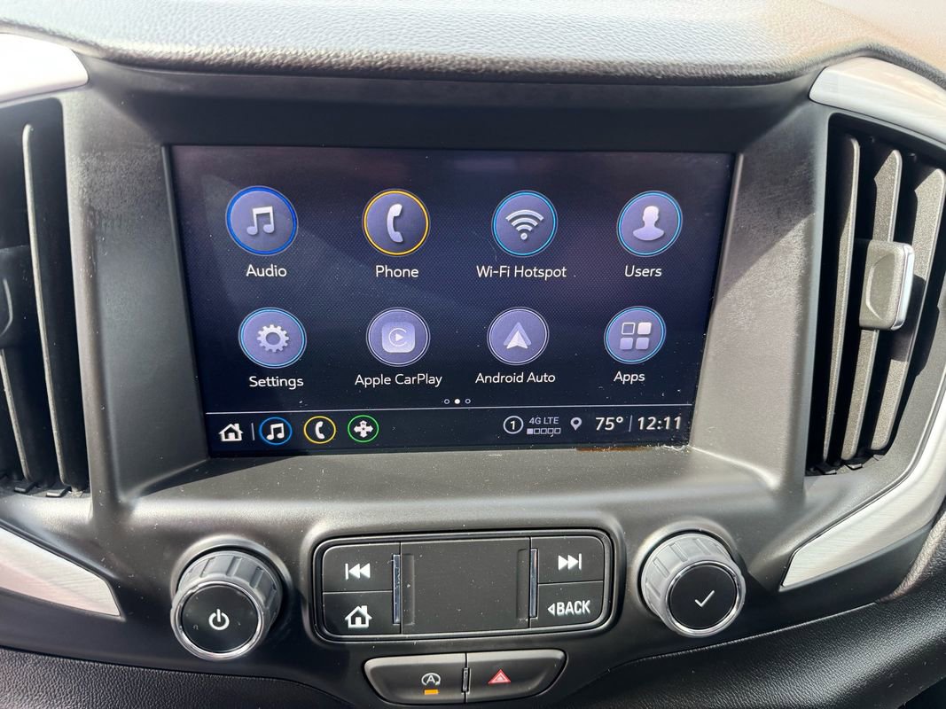 Used 2023 GMC Terrain SLT image 21