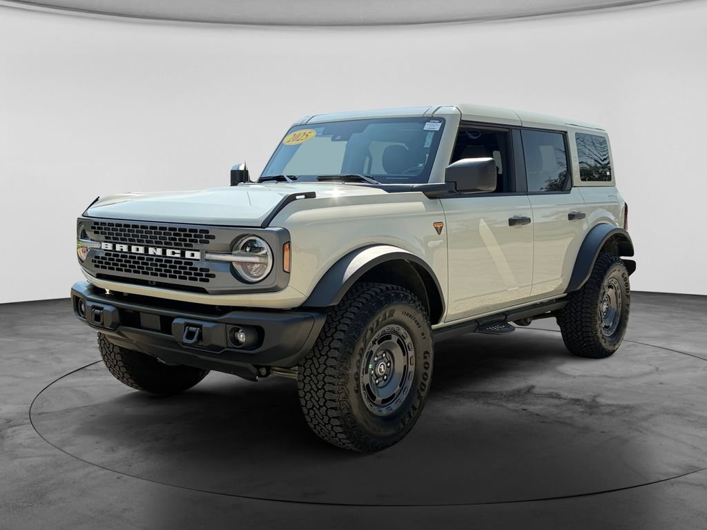 Used 2025 Ford Bronco Badlands w/ Sasquatch Package AWD/4WD image 4