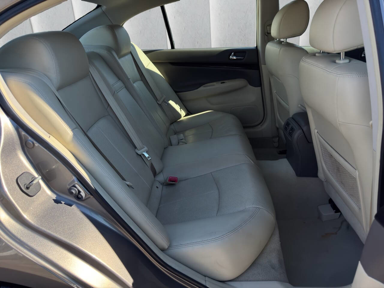 Used 2012 INFINITI G37 x Sedan w/ Premium Pkg image 12