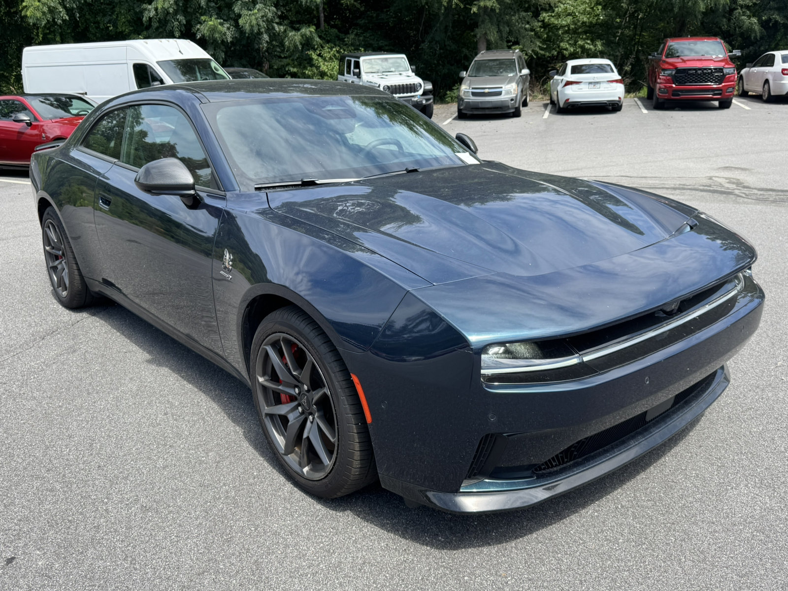 Used 2024 Dodge Charger Daytona Scat Pack w/ Plus Group AWD/4WD image 3