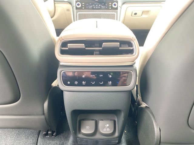 Used 2025 Genesis GV80 3.5T e-SC AWD/4WD image 22