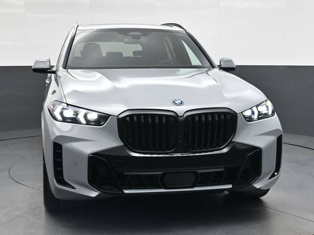 Used 2026 BMW X5 xDrive50e w/ Executive Package AWD/4WD image 11