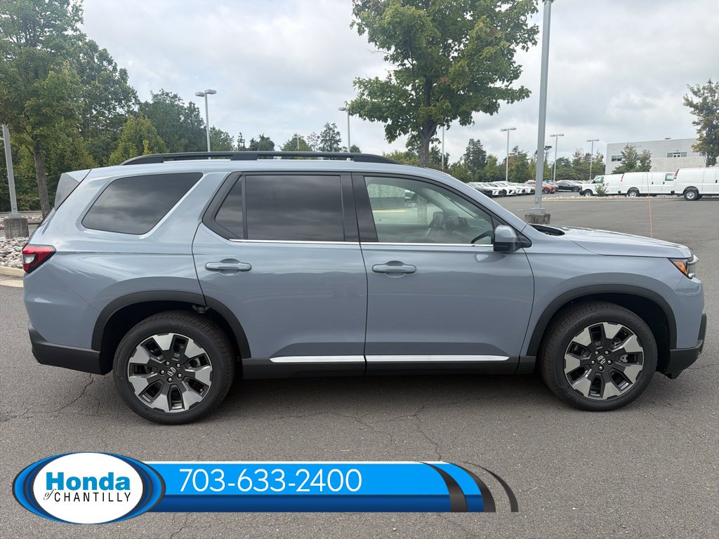 New 2026 Honda Pilot Touring image 8
