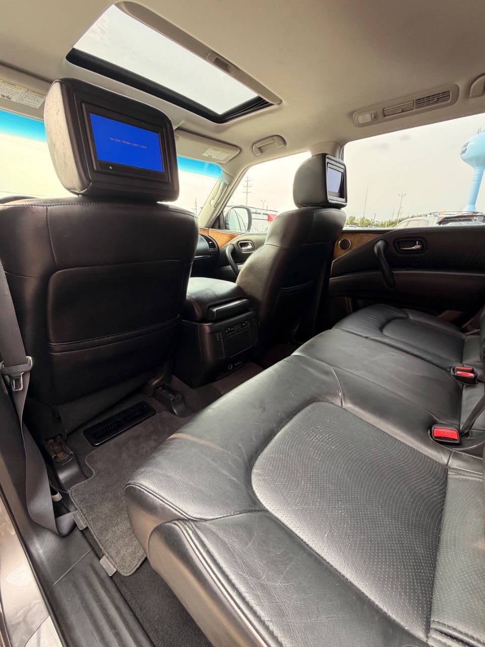 Used 2014 INFINITI QX80 4WD w/ Theater Package image 20