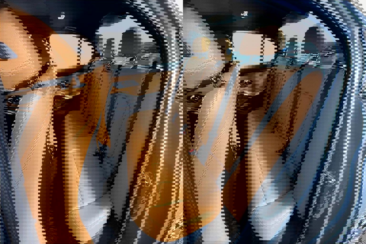 Certified 2025 BMW 330i xDrive Sedan w/ Convenience Package image 26