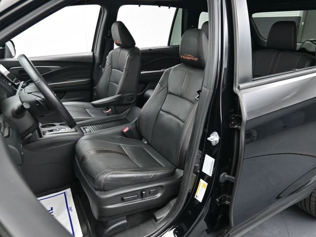 Used 2022 Honda Passport TrailSport image 11