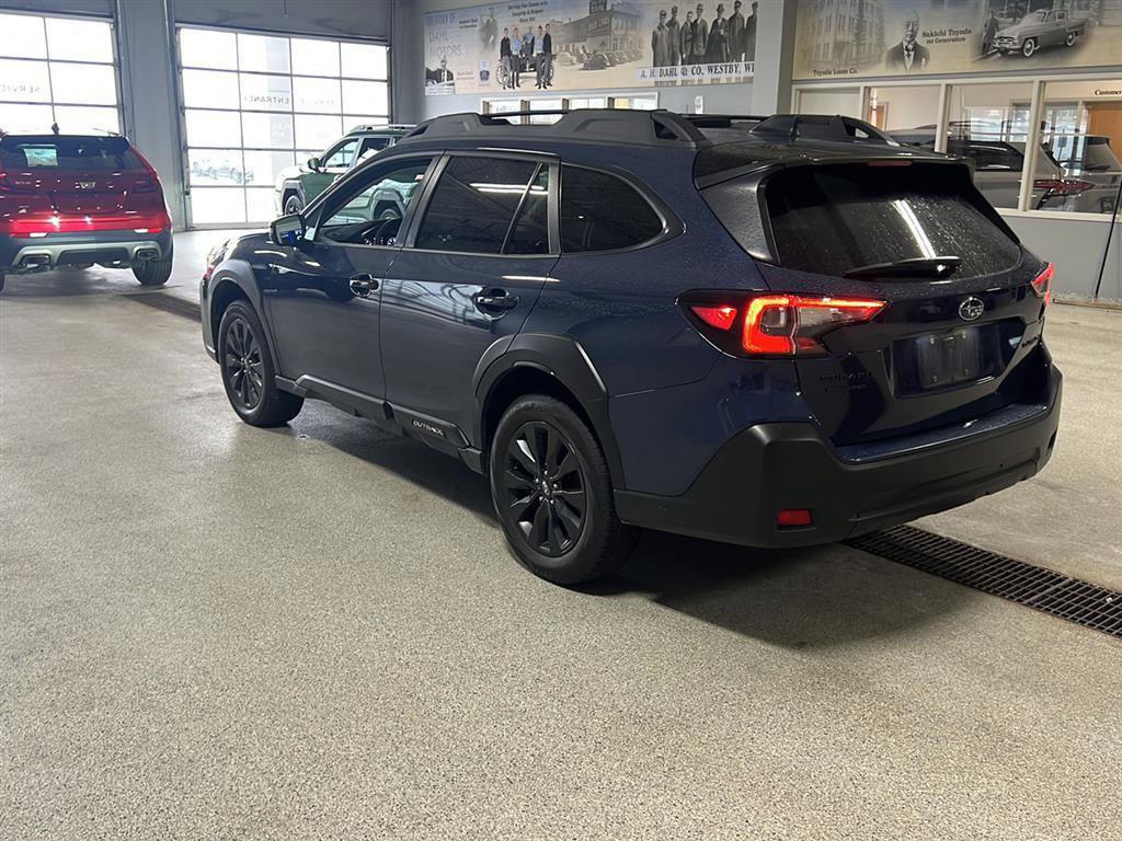 Used 2023 Subaru Outback Onyx Edition image 16
