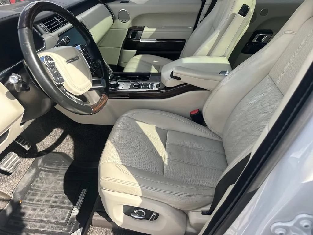 Used 2017 Land Rover Range Rover Supercharged AWD/4WD image 22