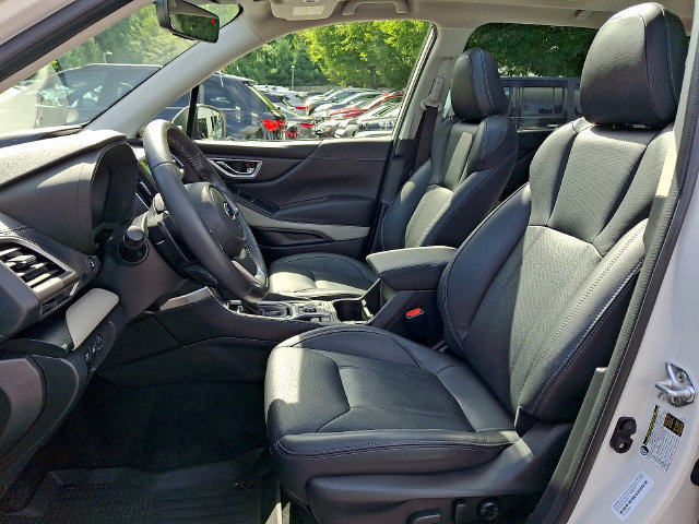 Used 2023 Subaru Forester Limited AWD/4WD image 13