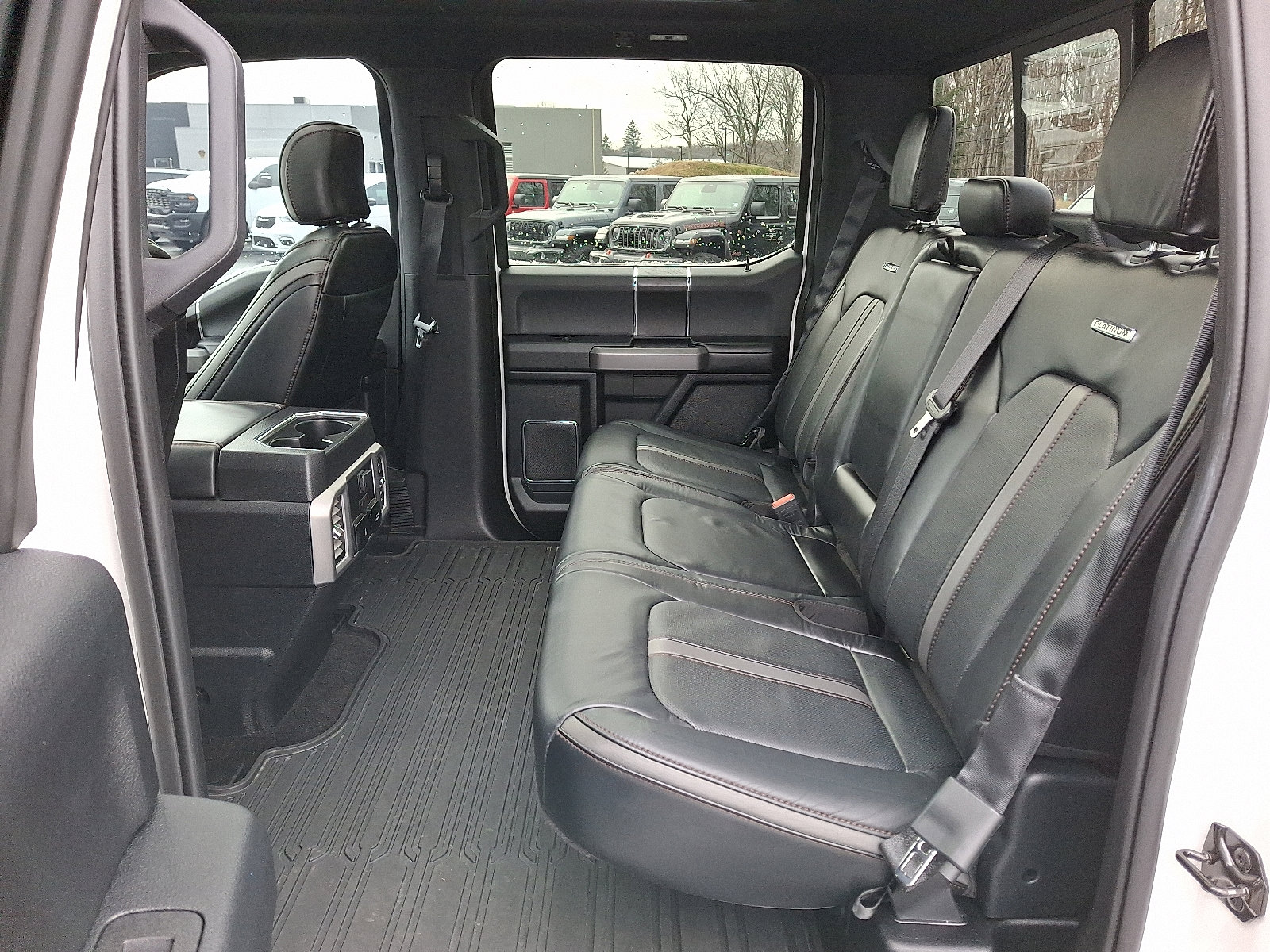 Used 2020 Ford F150 Platinum w/ Equipment Group 701A Luxury image 10