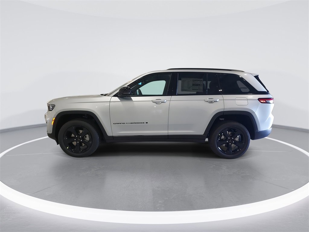 New 2025 Jeep Grand Cherokee Limited w/ Luxury Tech Group II image 5