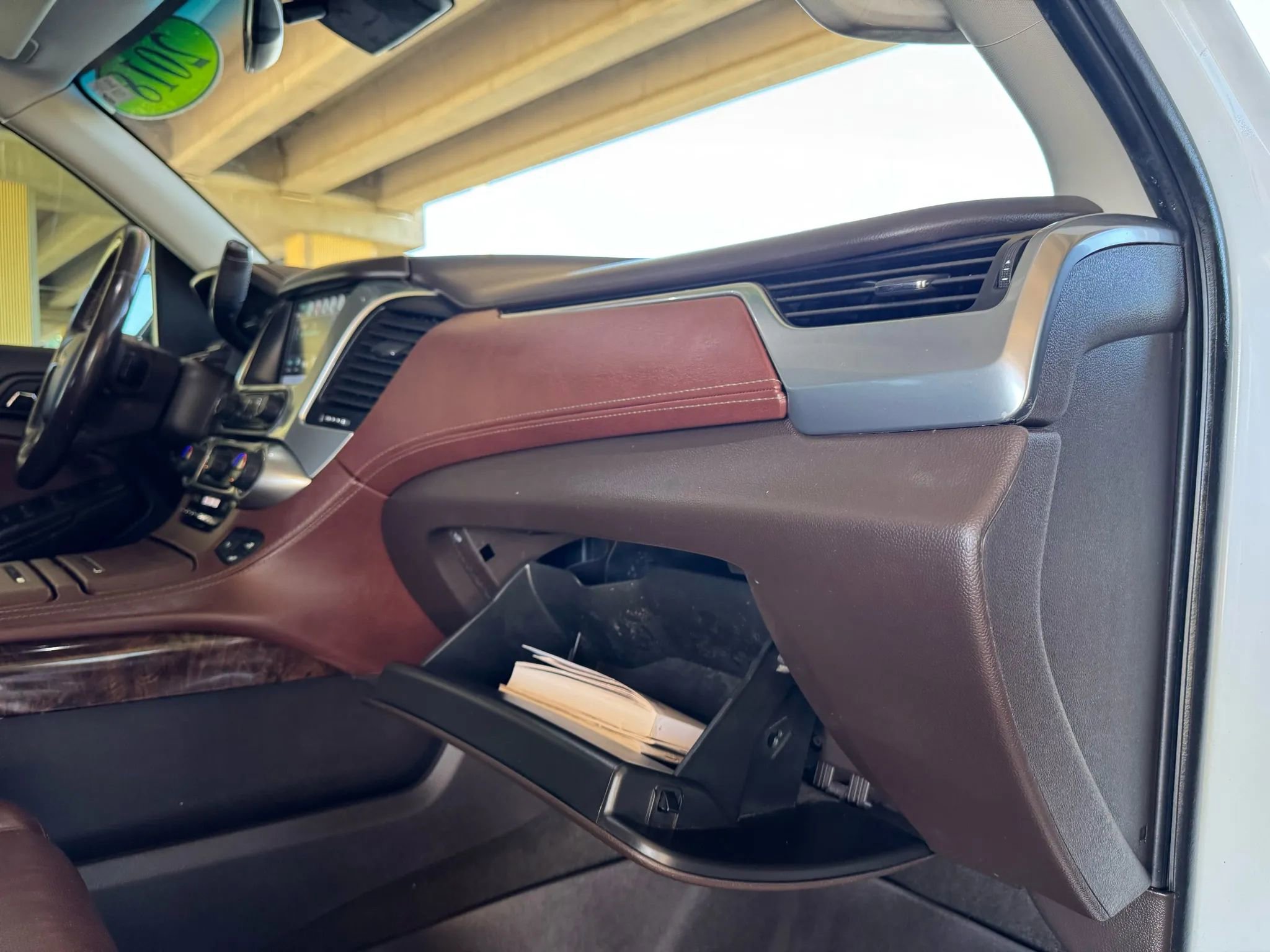 Used 2018 Chevrolet Suburban Premier image 33