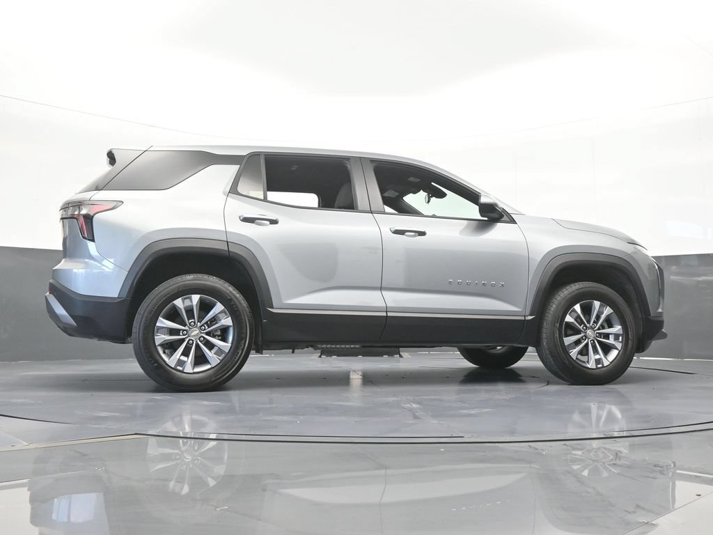 Used 2026 Chevrolet Equinox LT FWD image 57