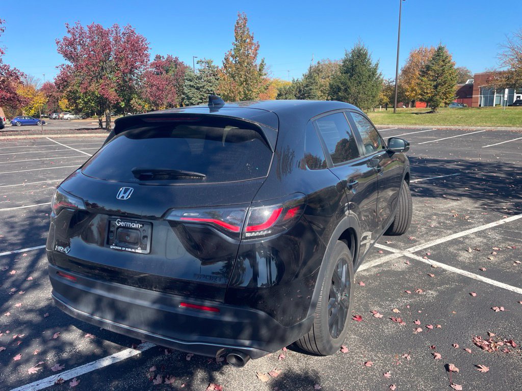 Used 2025 Honda HR-V Sport image 6
