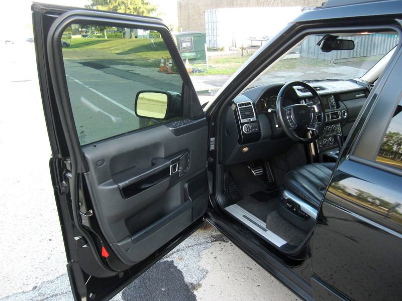 Used 2012 Land Rover Range Rover Supercharged w/ Silver Pack image 11