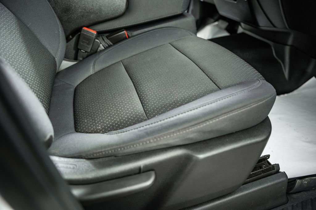 Used 2019 Chevrolet Silverado 1500 Custom w/ Custom Convenience Package image 30