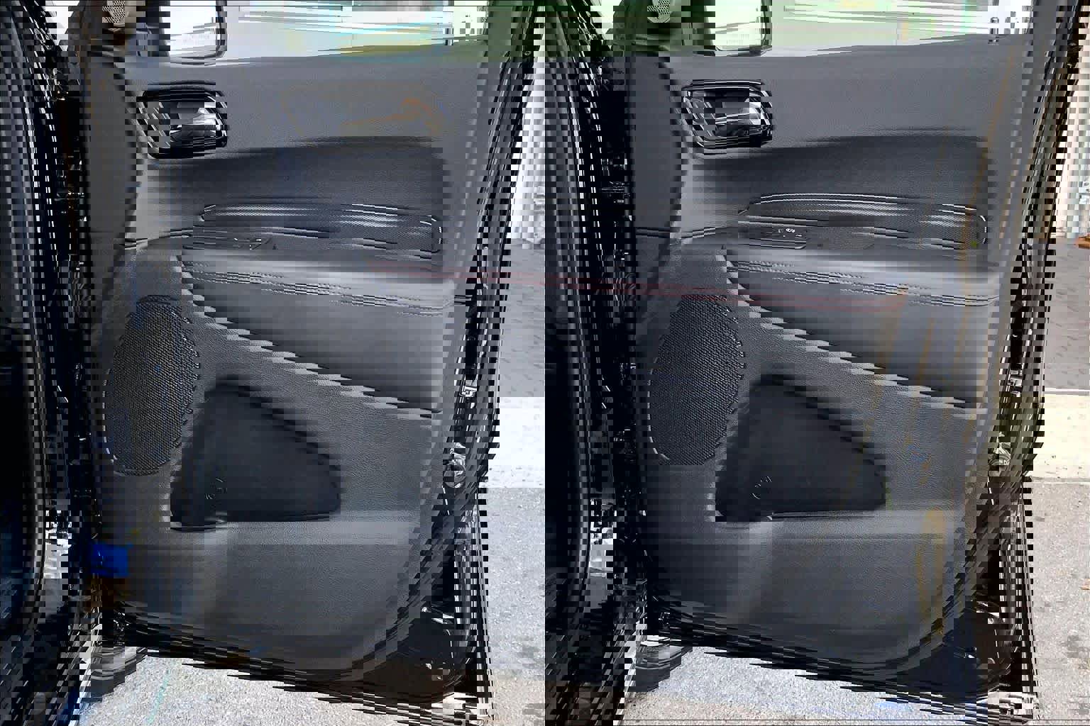 Used 2023 Dodge Durango R/T image 22