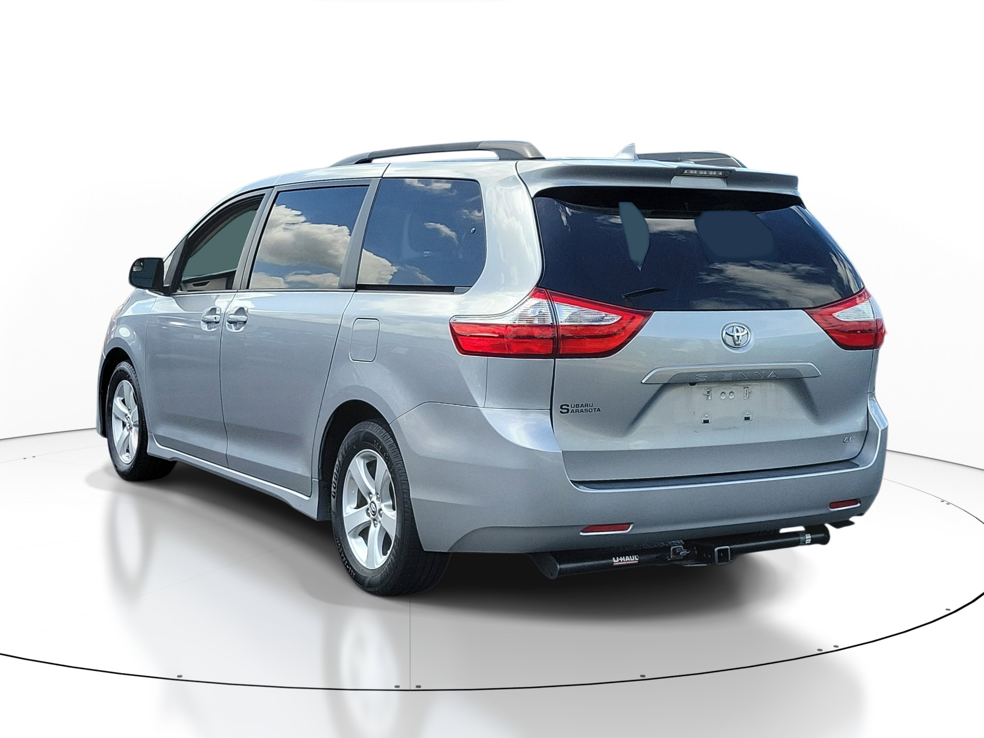 Used 2018 Toyota Sienna LE FWD image 4