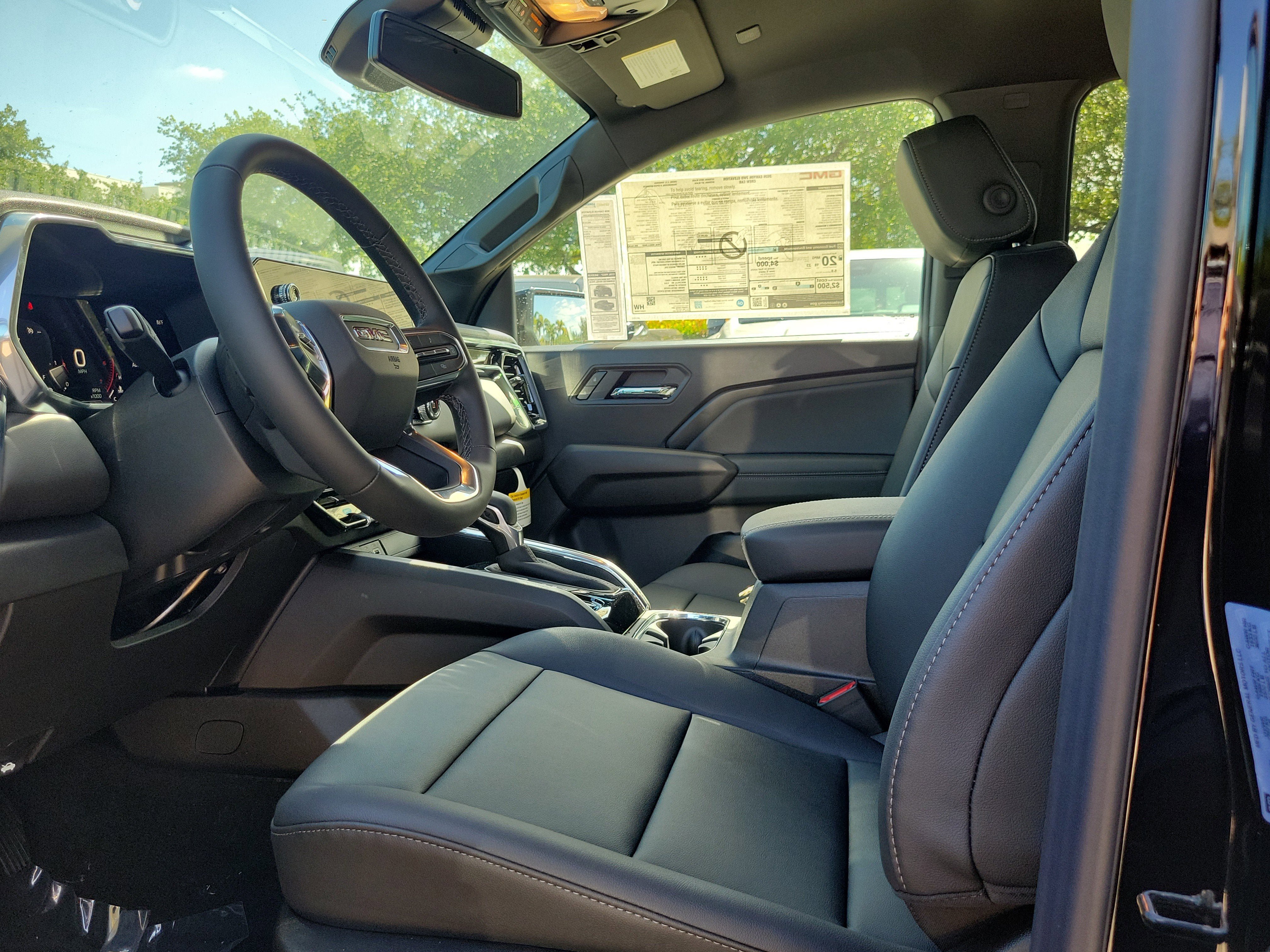 New 2026 GMC Canyon Elevation w/ Convenience Package RWD image 8