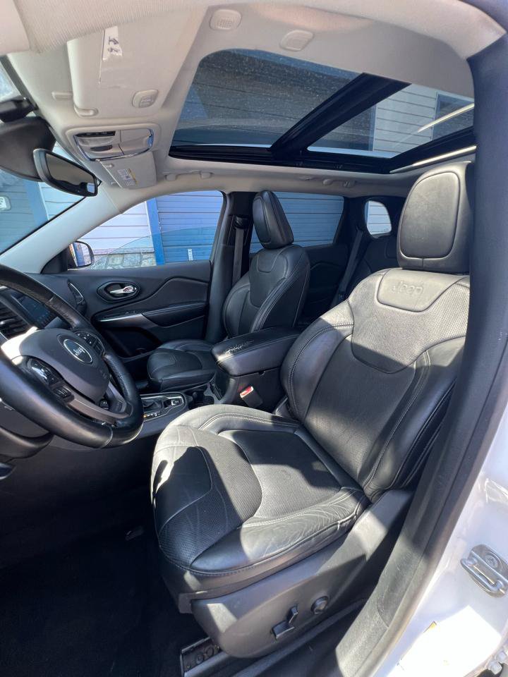 Used 2020 Jeep Cherokee Latitude Lux w/ Comfort/Convenience Group AWD/4WD image 21