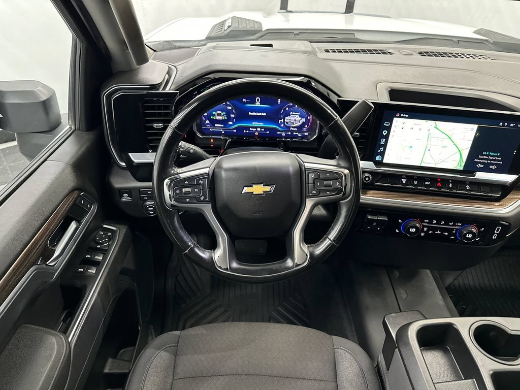 Used 2025 Chevrolet Silverado 2500 LT AWD/4WD image 23