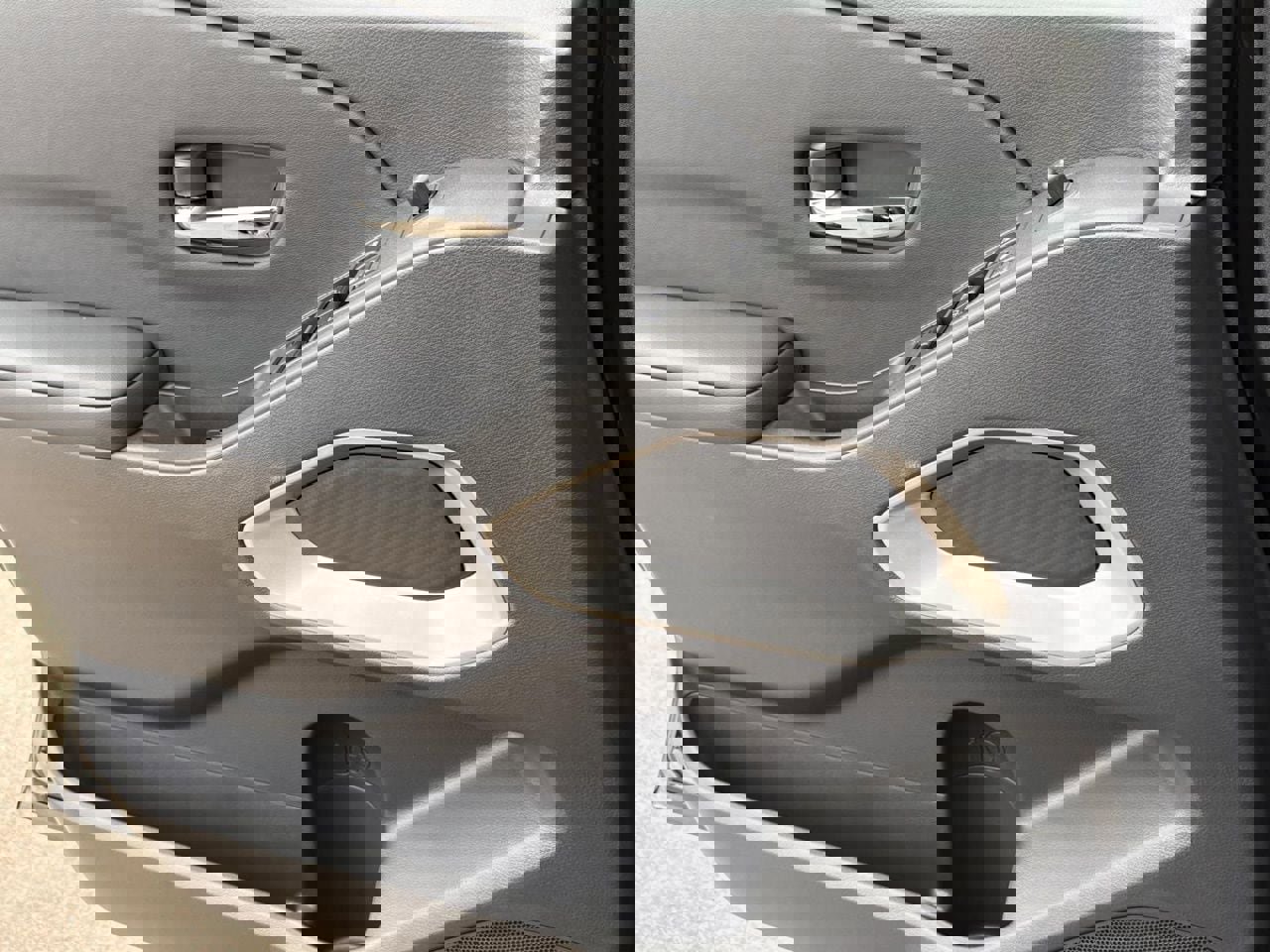 New 2026 Nissan Frontier SV image 17