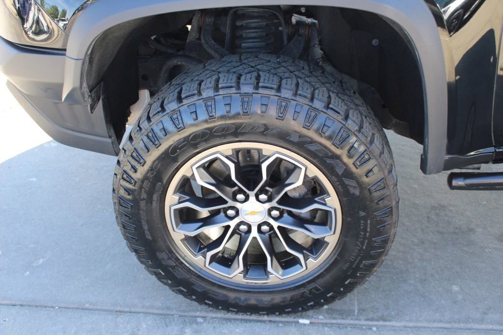 Used 2020 Chevrolet Colorado ZR2 image 11