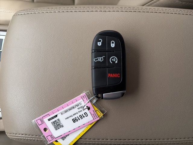 Used 2019 Jeep Grand Cherokee Limited w/ Luxury Group II image 39