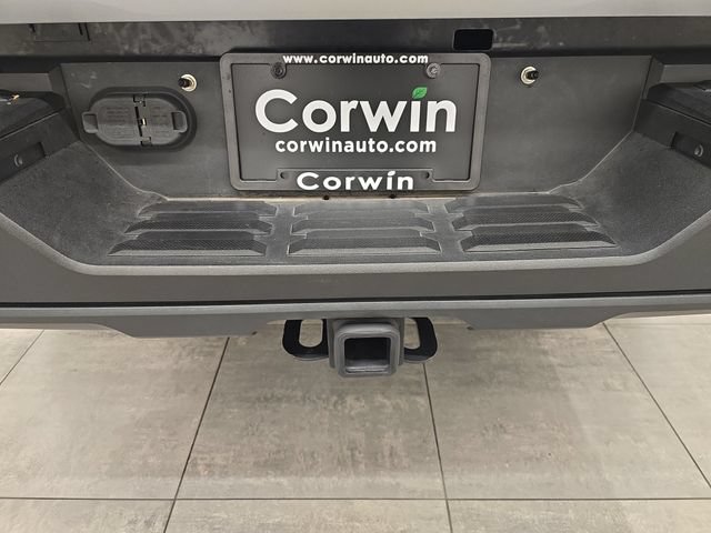 Used 2023 Toyota Tundra SR5 AWD/4WD image 17