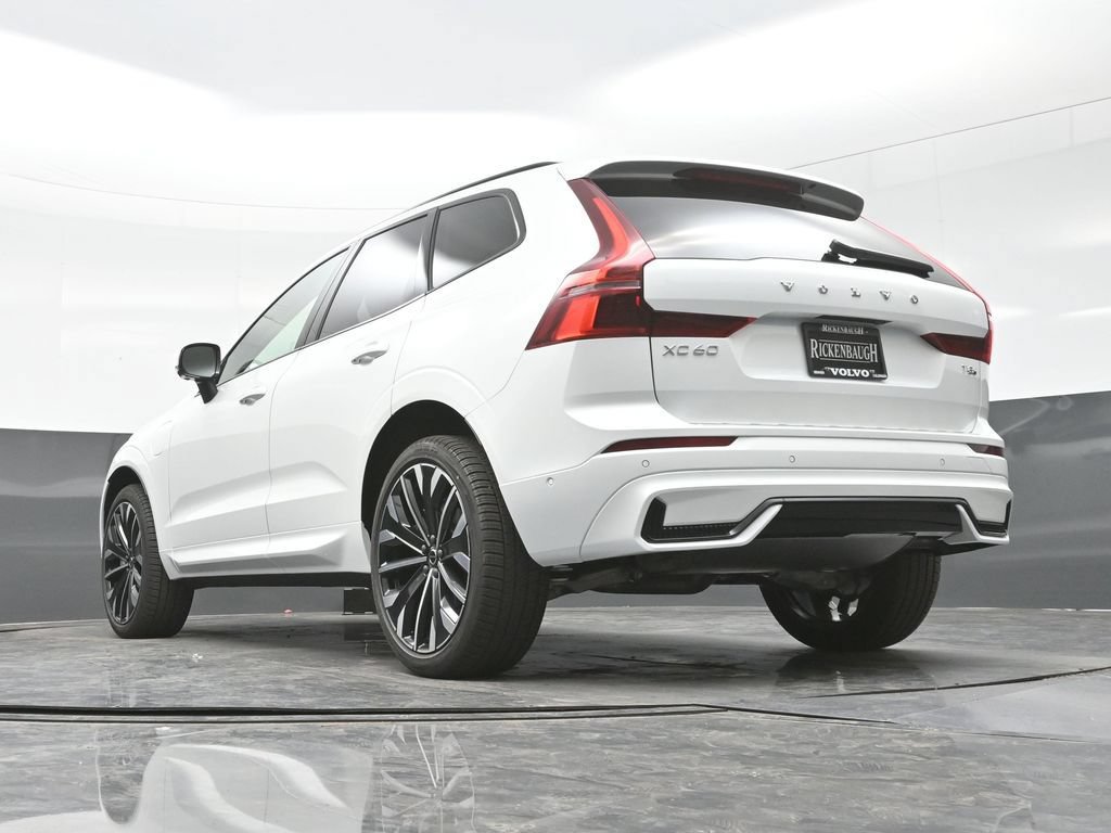New 2026 Volvo XC60 T8 Ultra w/ Climate Package PRO AWD/4WD image 41