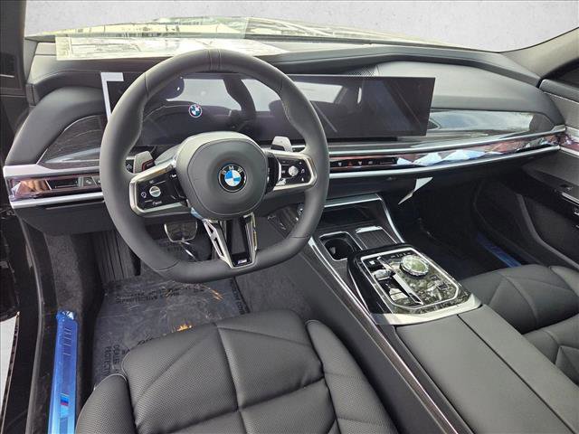 New 2026 BMW 740i w/ Premium Package RWD video 3