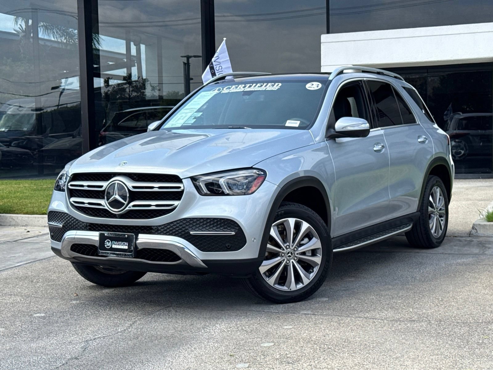 Used 2023 Mercedes-Benz GLE 350 4MATIC image 2