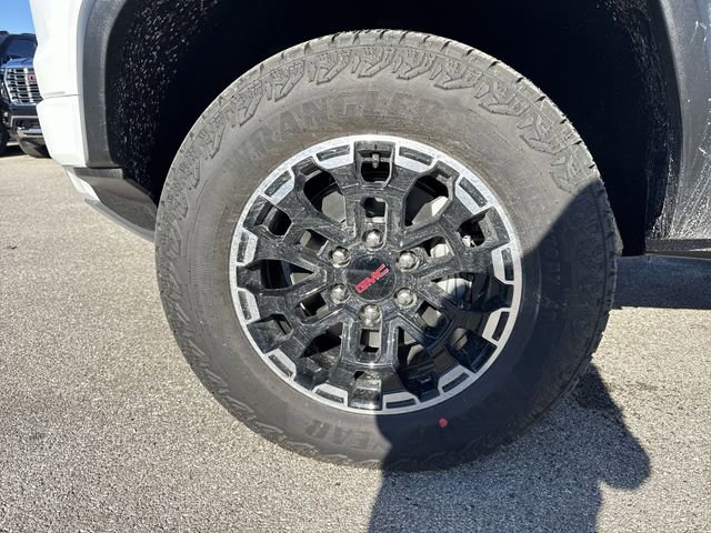 New 2026 GMC Canyon AT4 image 10