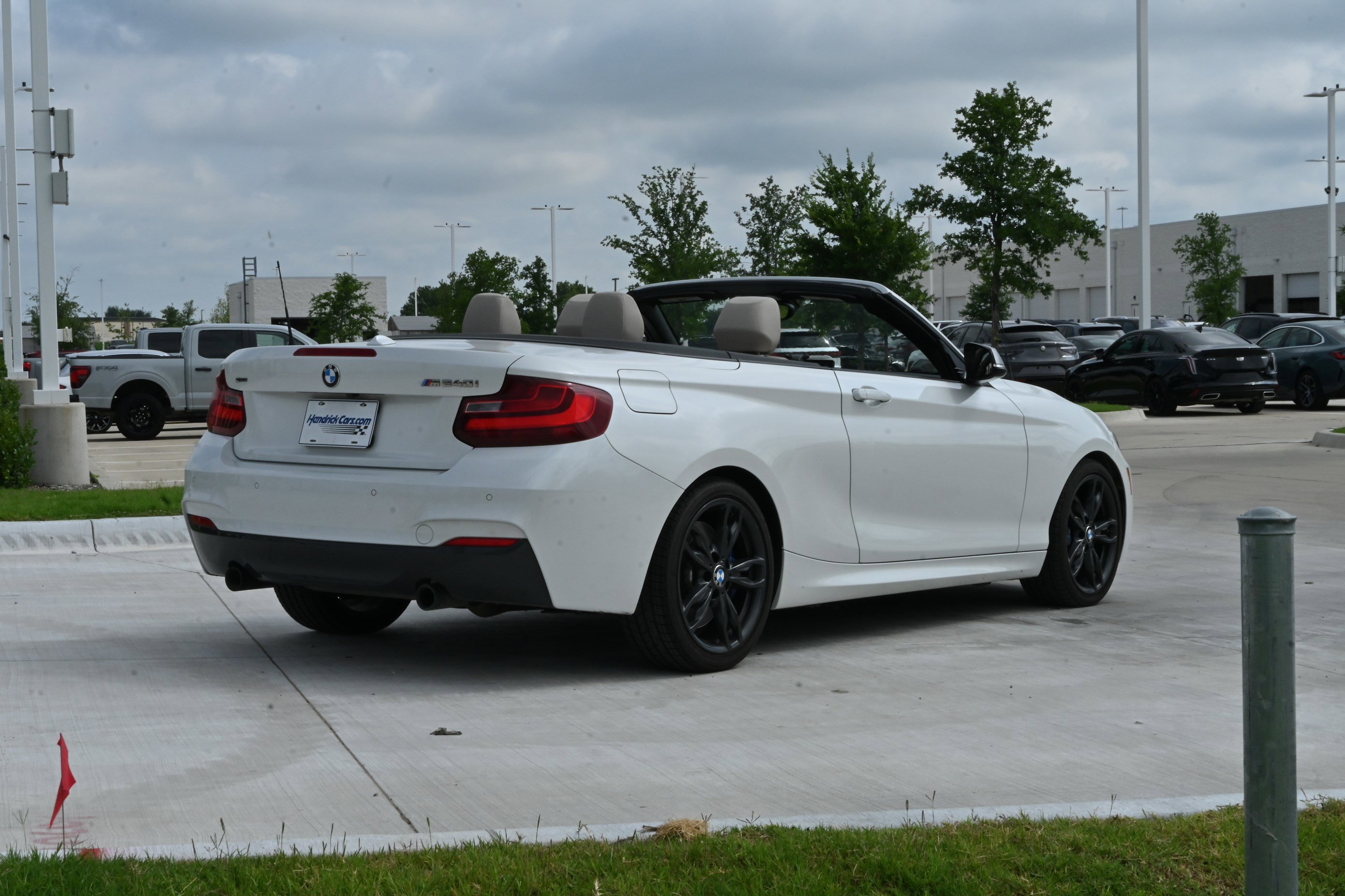 Used 2017 BMW M240i xDrive Convertible AWD/4WD image 9