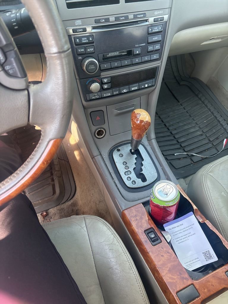 Used 2002 INFINITI I35 FWD image 4