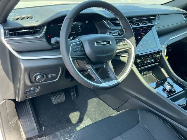 New 2026 Jeep Grand Cherokee Laredo X AWD/4WD image 16