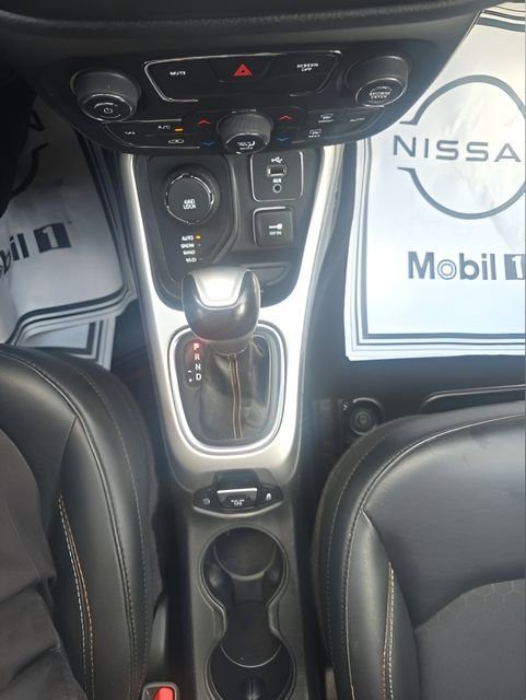 Used 2018 Jeep Compass Latitude w/ Popular Equipment Group image 18