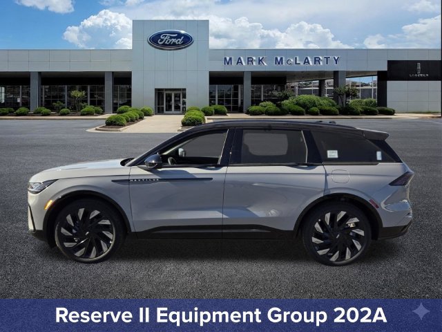 New 2026 Lincoln Nautilus Reserve w/ Jet Appearance Package AWD/4WD image 2