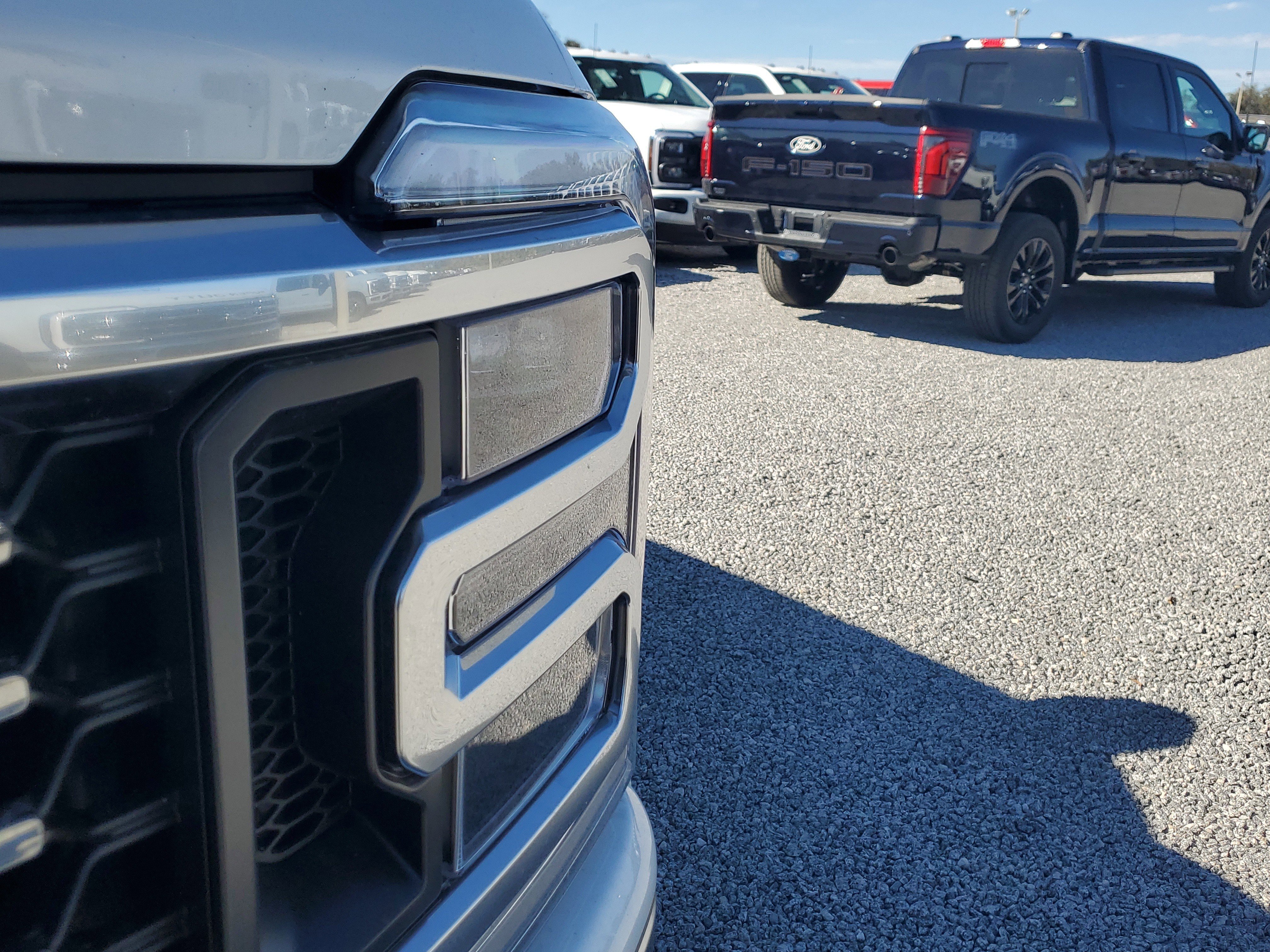 New 2026 Ford F450 Platinum w/ Platinum Plus Package image 4