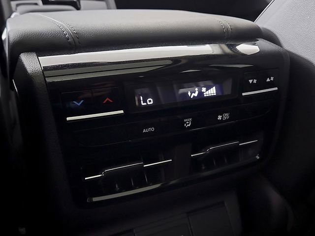 Used 2024 Acura MDX FWD image 12