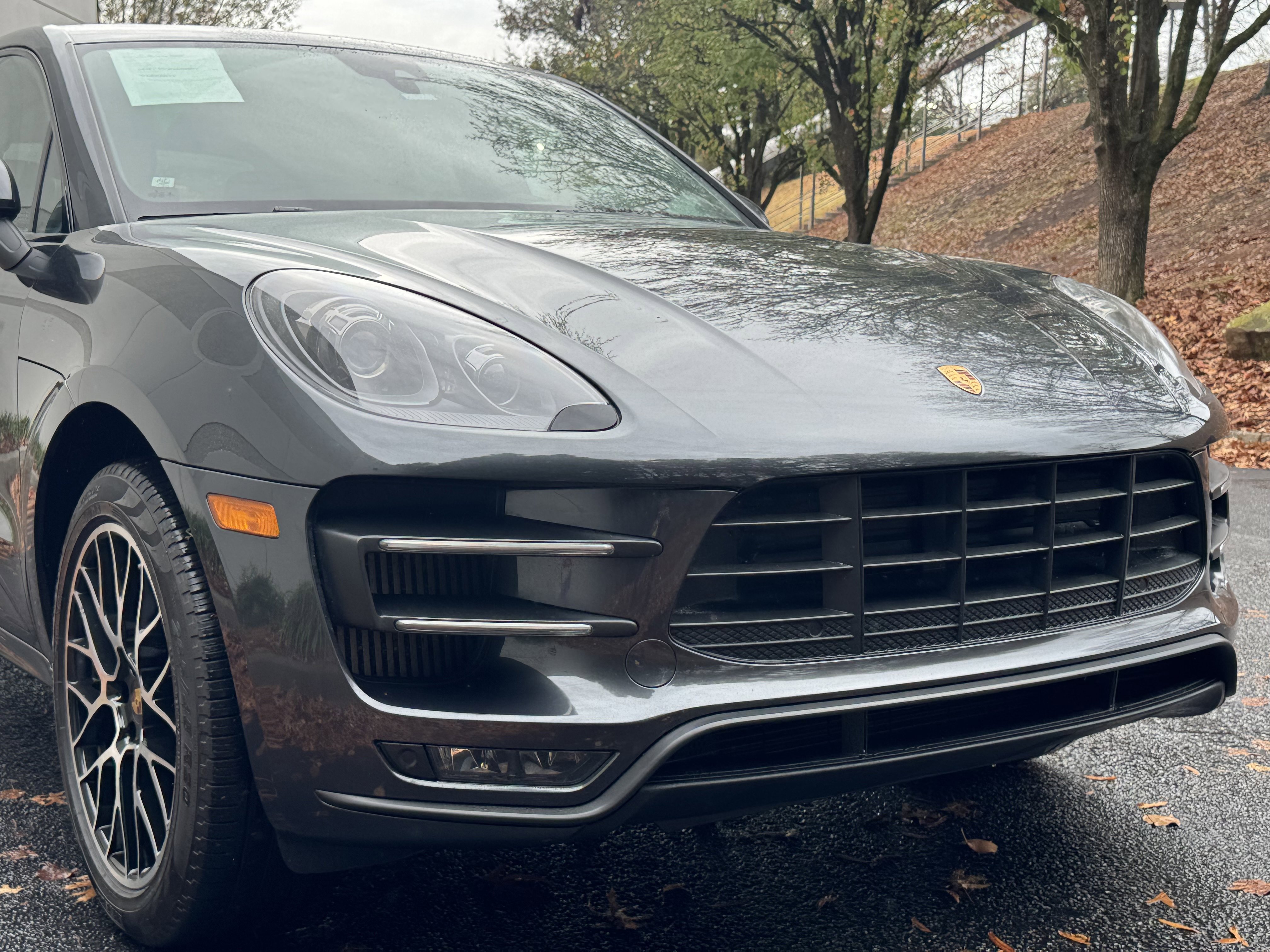 Used 2017 Porsche Macan Turbo image 12