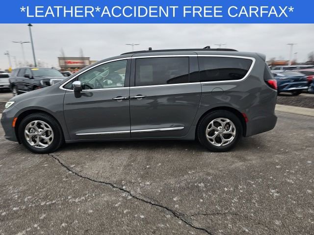 Used 2022 Chrysler Pacifica Limited image 12