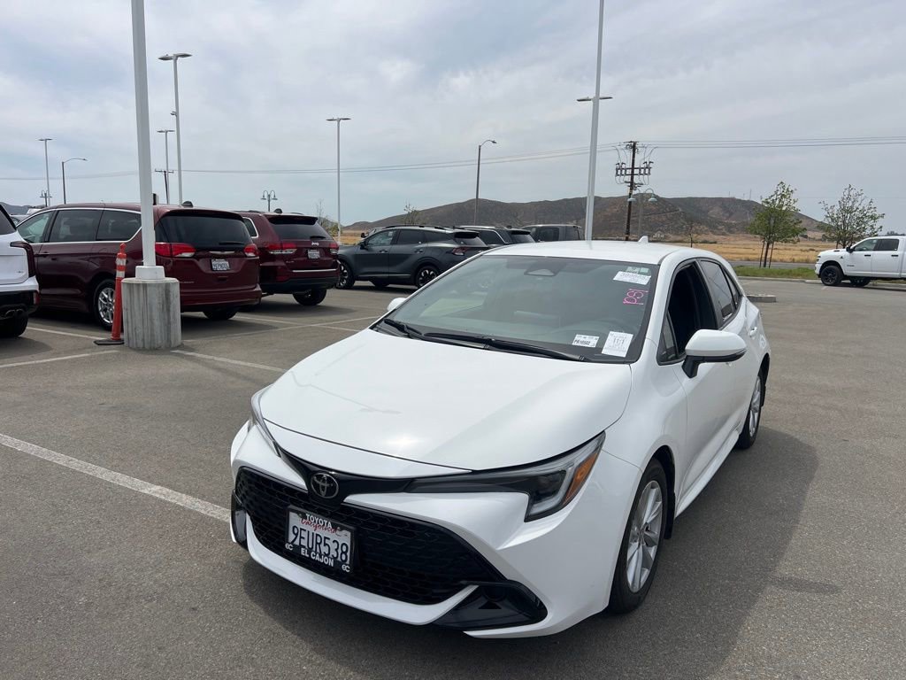 Used 2023 Toyota Corolla SE image 4